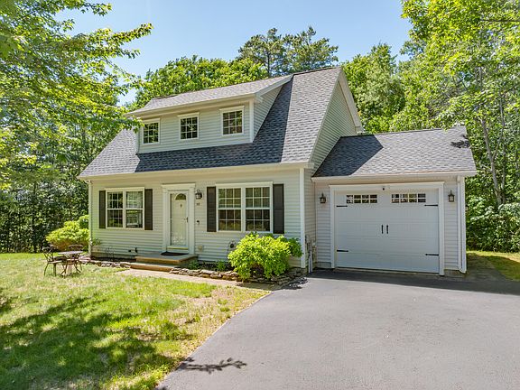 2nd image of 115 Harvest Hill Road