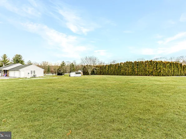 2121 River Rd, Bainbridge, PA 17502