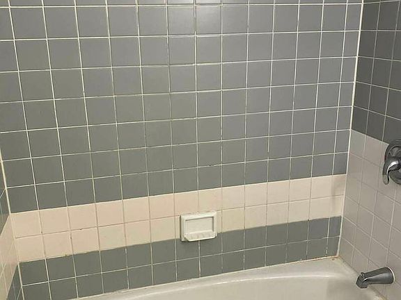 4th image of 417 E 90th St APT 7C