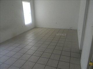 4th image of 812 Nelson Dr