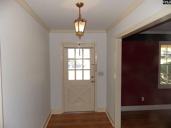 3rd image of 924 Kenmore Dr