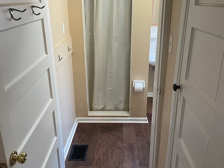 1200 Longfield Ave #1 — Photo 10