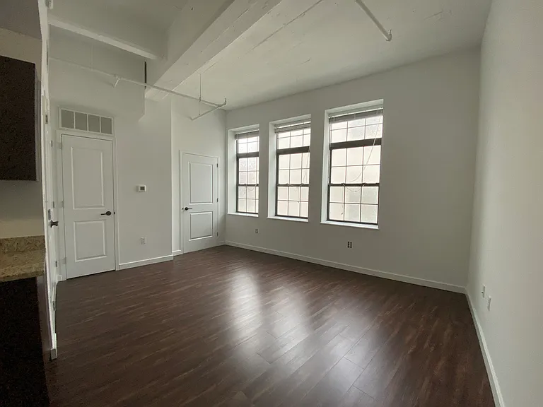 13 Main St #6D — Photo 11