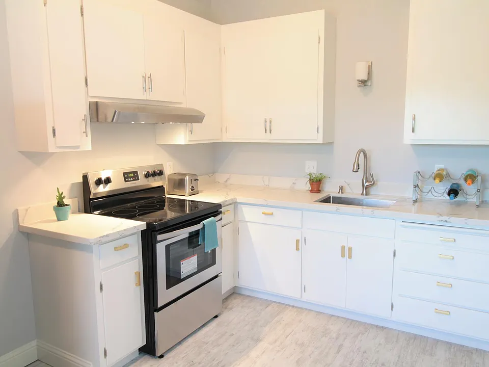 1546 Valle Vista Ave #48