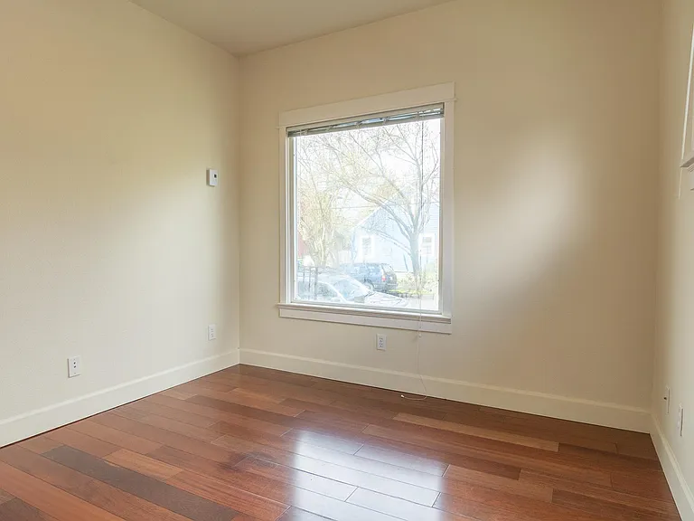 1004 N Mason St — Photo 22