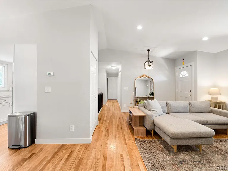 13004 King Cir — Photo 14