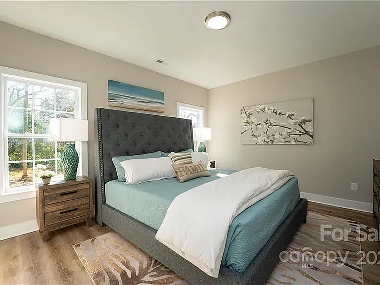 301 S Cloudman St — Photo 5
