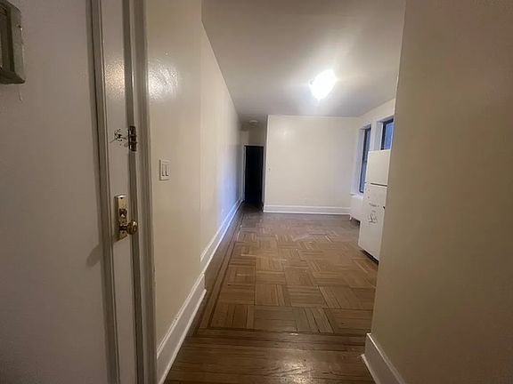 3rd image of 1510 Ocean Pkwy APT D8