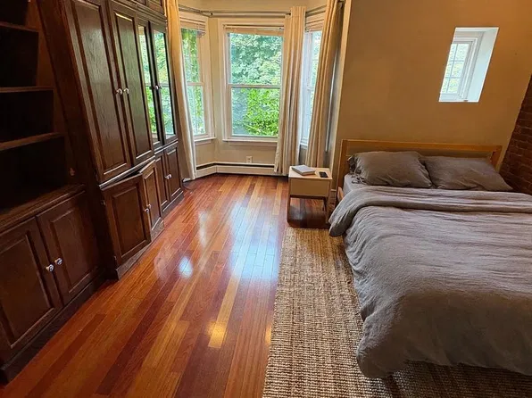 22 Warwick St #1, Roxbury Crossing, MA 02120