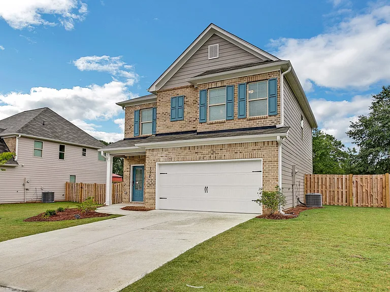 Exterior shot of Gentry Floor plan