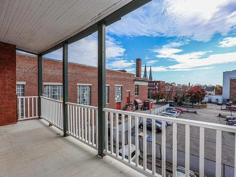 97 Bridge St #12 — Photo 16