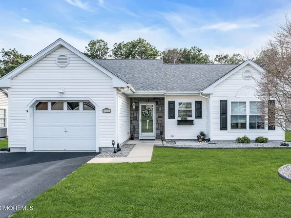 27 Molly Lane, Brick, NJ 08723