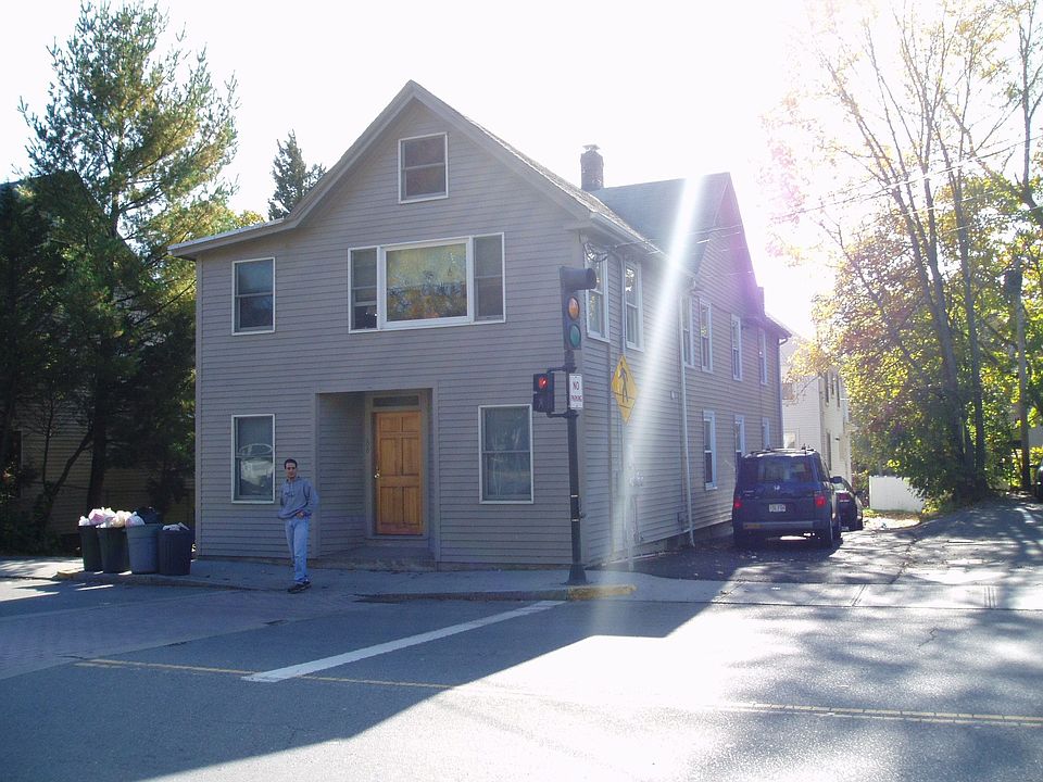 2nd image of 68 Central St