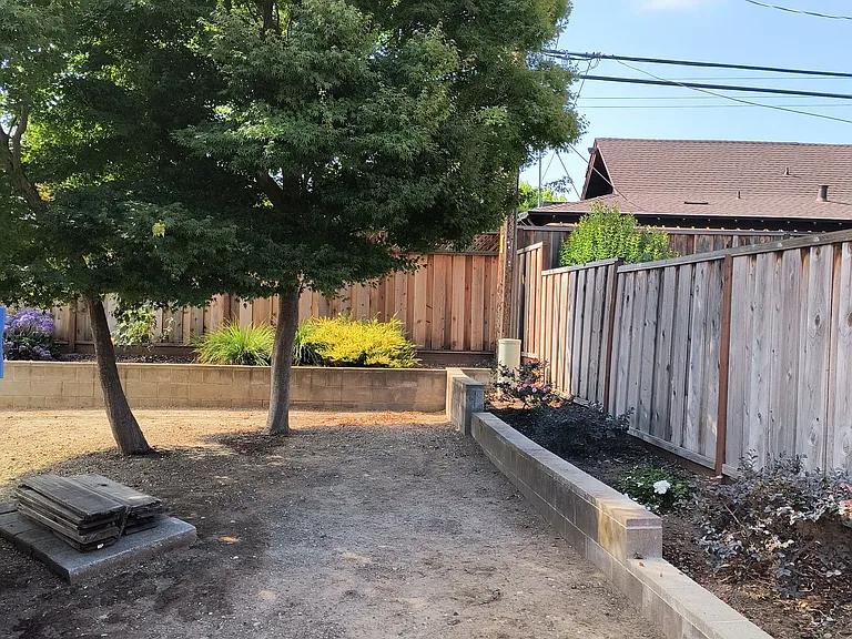 1234 Belknap Ct — Photo 35