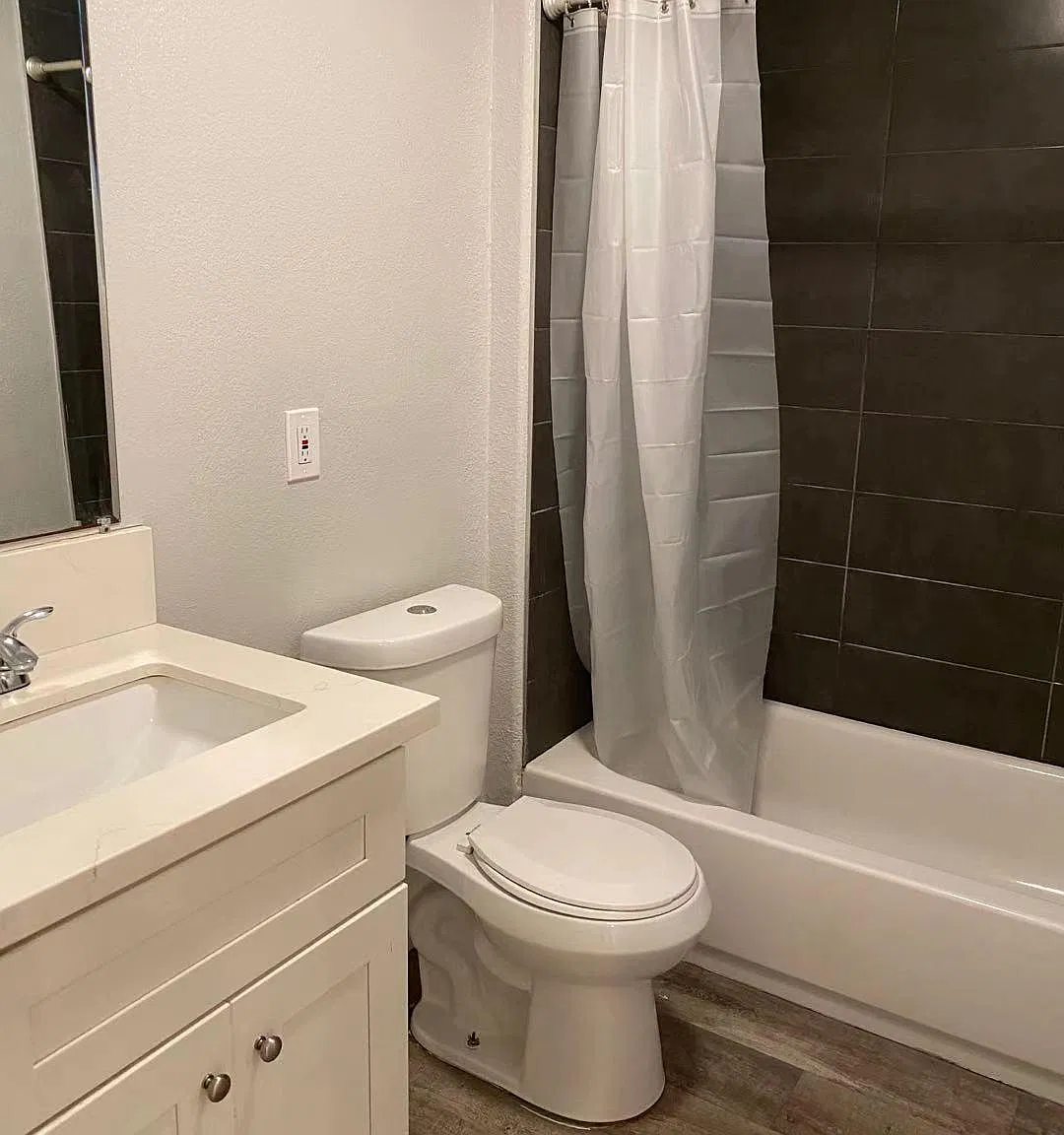 4 bed, 1420 sqft, $3,400 — Photo 4