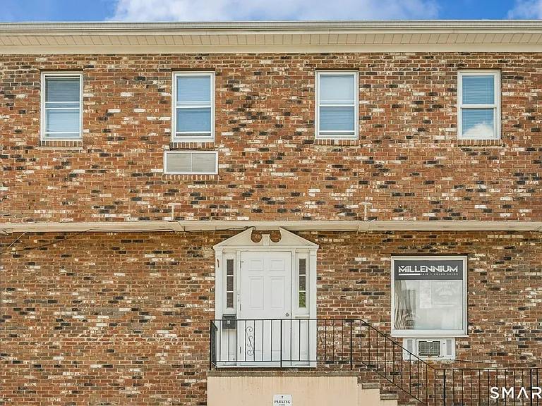 193 Westport Ave #3 — Photo 1