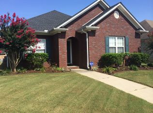 1526 Fieldstone Cir, Decatur, AL 35603