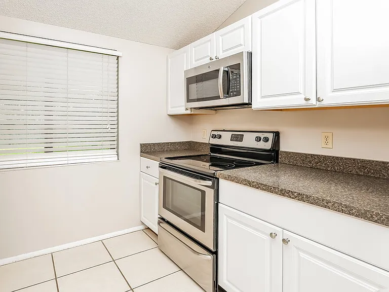 11035 Crumpet Ct — Photo 6