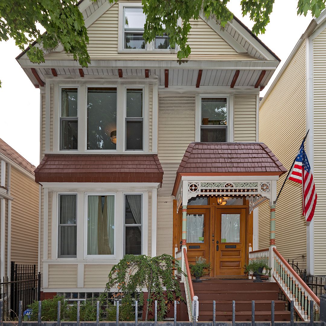 3518 N Damen Ave #2, Chicago, IL 60618 | Zillow