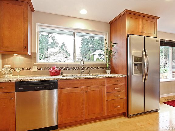 4th image of 3519 58th Ave NW