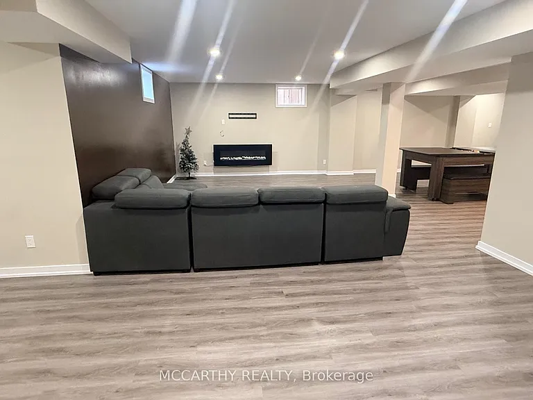 124 Johnson Dr — Photo 34