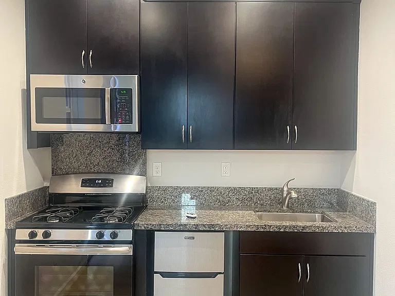 2727 Terni Ct #8A — Photo 12