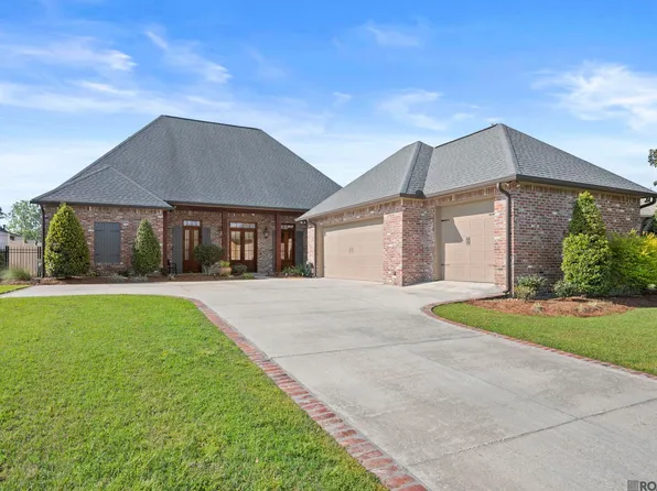 2631 Tiger Crossing Dr, Baton Rouge, LA 70810