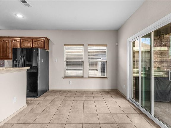 5th image of 5300 Britton Ridge Ln