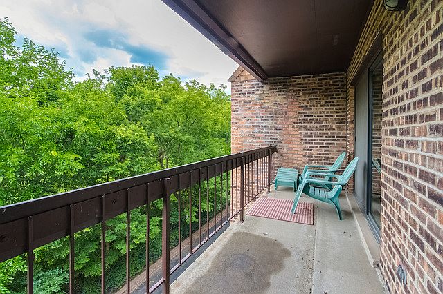 2nd image of 1400 N Elmhurst Rd APT 316