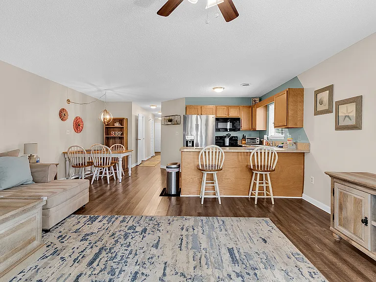 1870 Auburn Ln #20-I — Photo 15