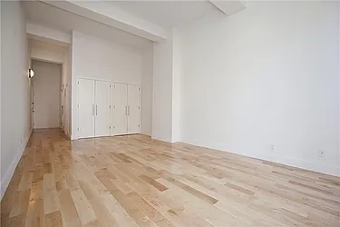 Sold by Space Marketing Shop