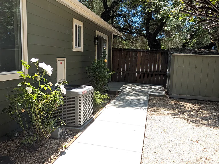 718 Pueblo Ave #1 — Photo 15
