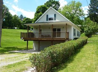 1103 Hoffman Dr, Oakdale, PA 15071