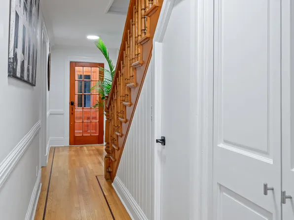 400 Putnam Avenue image 25 of 32