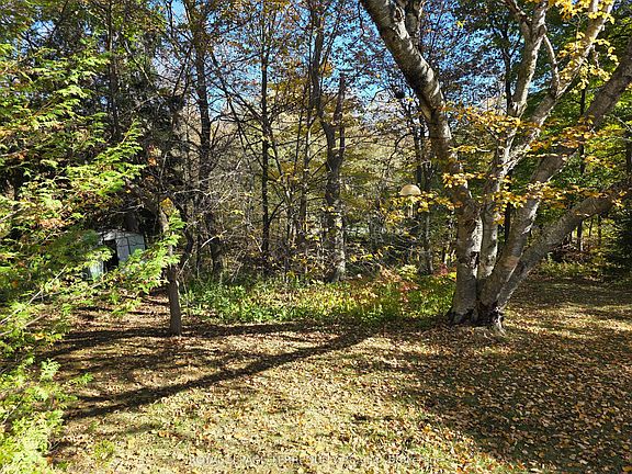 2nd image of 107 Cliffcrest Dr