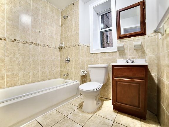 5th image of 3143 Kennedy Blvd #312