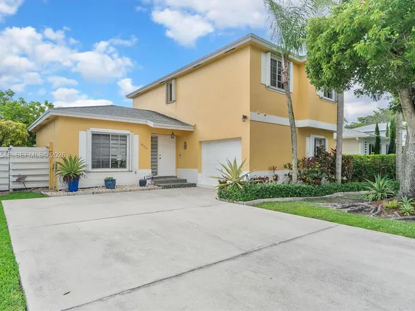 14515 SW 139th Avenue Cir E, Miami, FL 33186