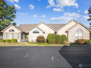 112 Villa Pointe Dr, Springboro, OH