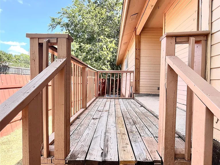 2802 Aftonshire Way #B — Photo 11