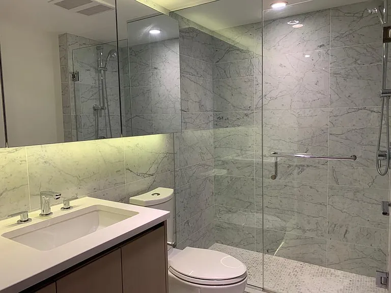 455 SW Marine Dr #519 — Photo 12