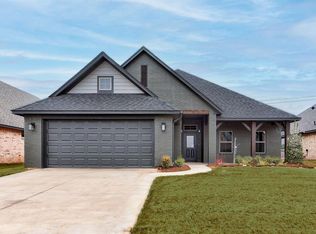 3325 Slate River Dr, Yukon, OK 73099