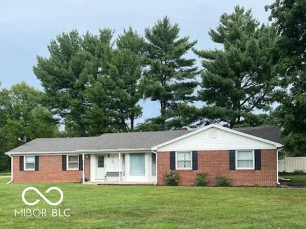 765 N Walnut Hls, Crawfordsville, IN 47933