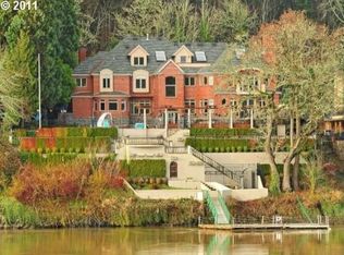 11831 S Riverwood Rd, Portland, OR 97219