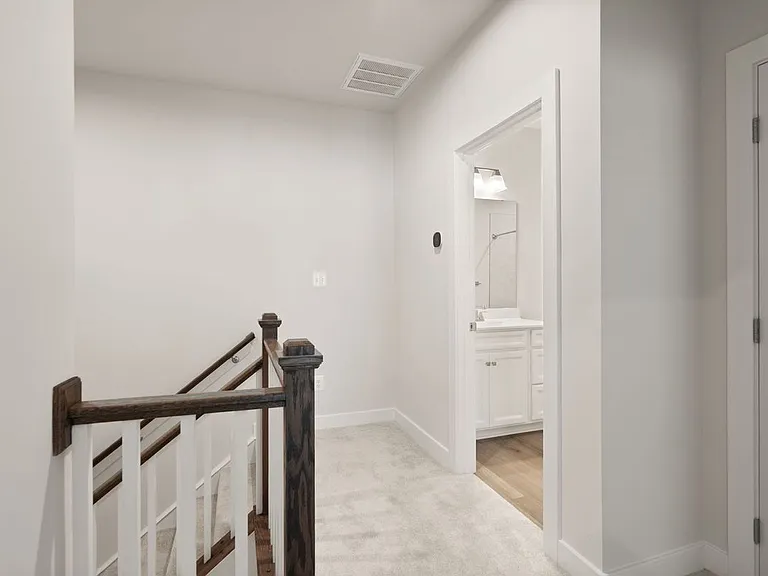 42564 Invergordon Ter — Photo 27