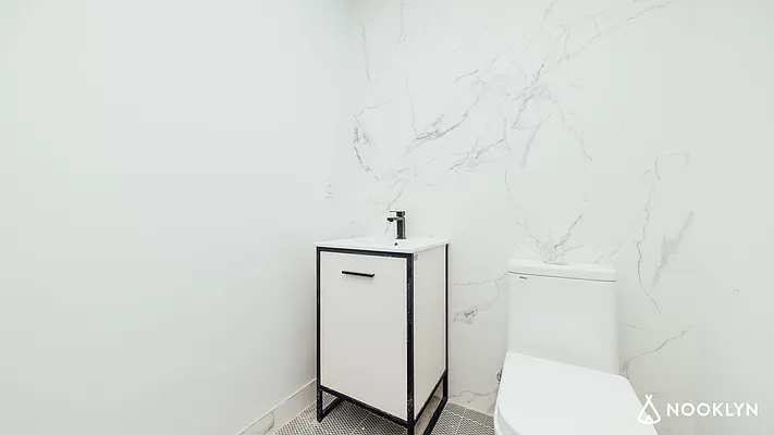 Rented by Nooklyn NYC LLC | media 25