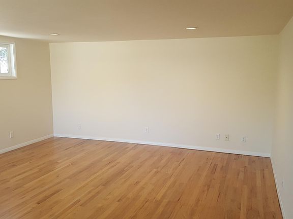 3rd image of 5338 W 119th Pl #B