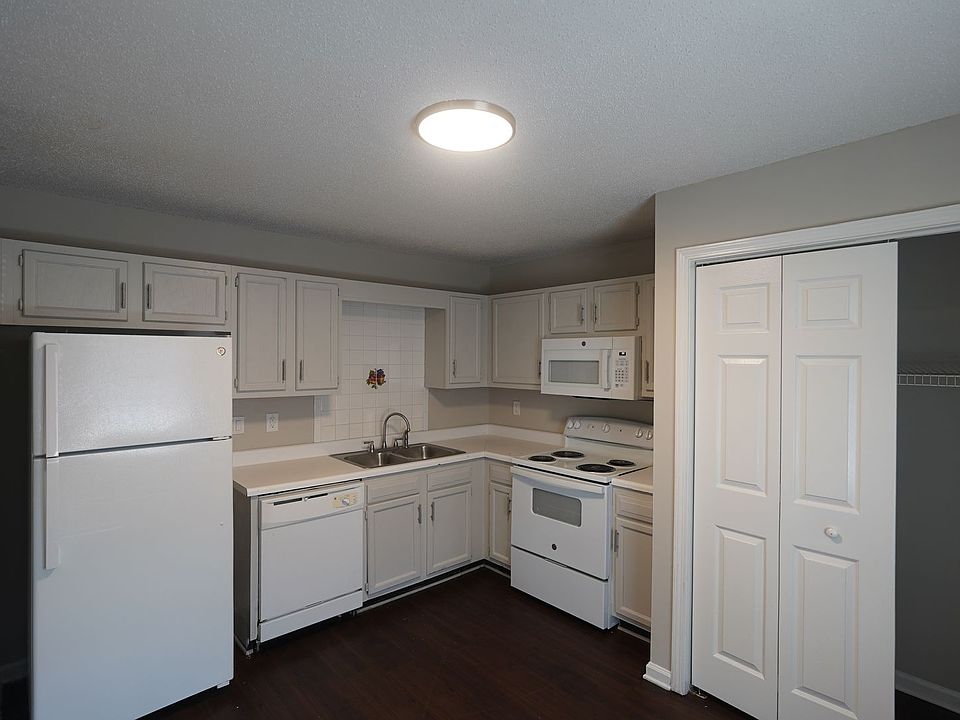 1st image of 5050 36th Ave E #303