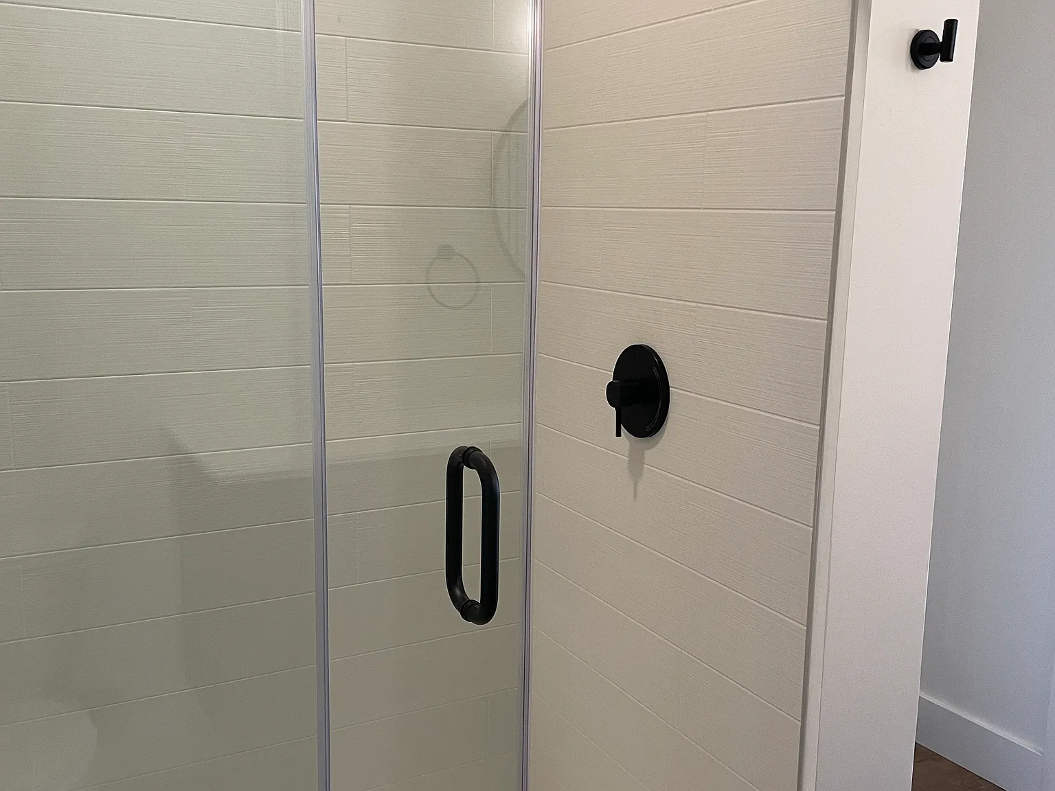1 bed, 650 sqft, $1,840 — Photo 3