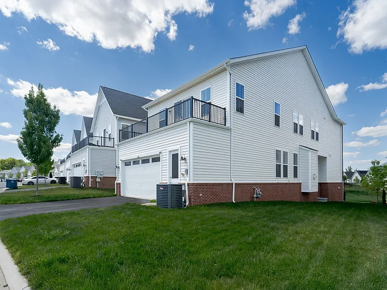 41935 Spring Air Dr — Photo 68