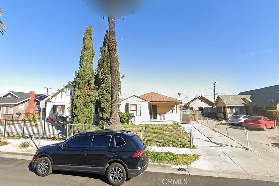 1st image of 1327 W 89th St
